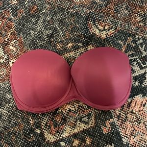 Victoria’s Secret Strapless Bra
